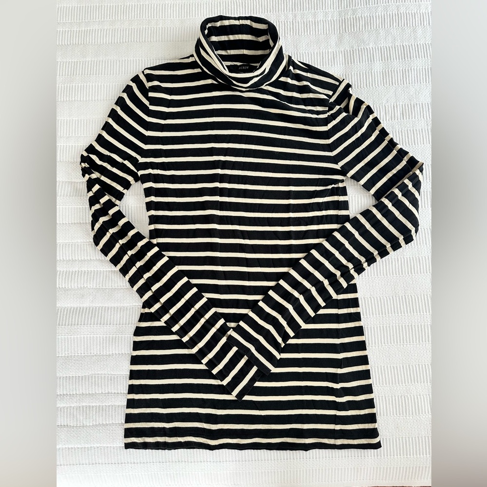 {JCrew} Tissue Turtleneck - XS